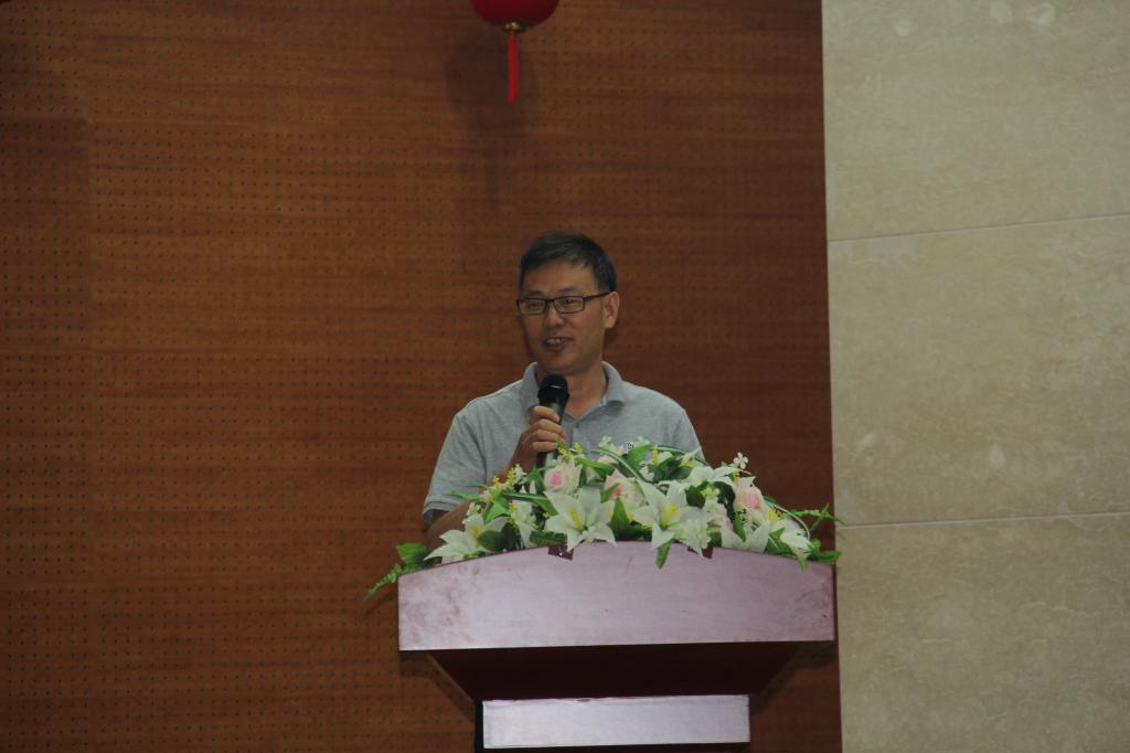 乌兰察布市科技局副局长贾少林讲话