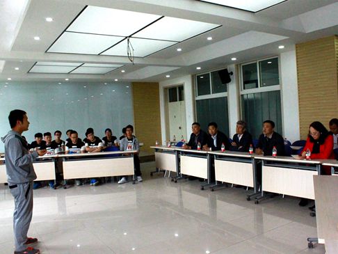 焊接13团日活动